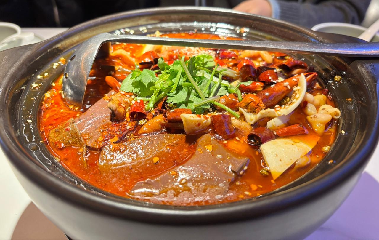 为什么四十多岁的中年人，会突然变得花钱更大方？我身边很多中年人都这样。我也是