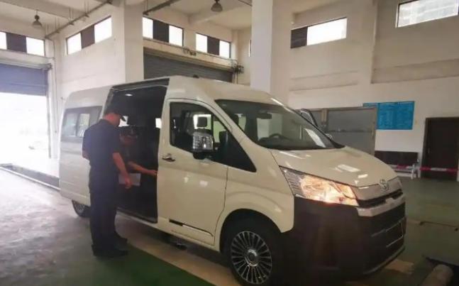 什么，120多万的卡宴只要60万。没错，就是只要60万，这是海南封关带来的福利