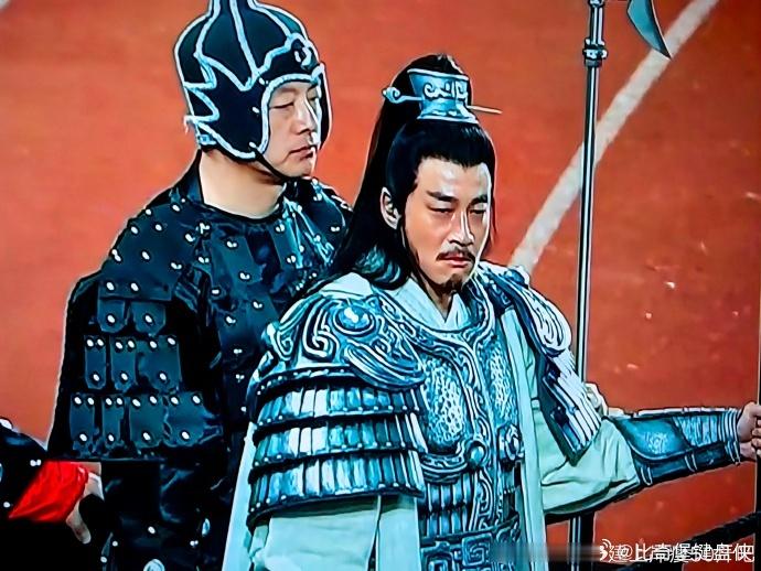 苏超何润东苏超比赛这次太有创意了！请何润东到宿迁奥体，在赛场上复刻经典，这种