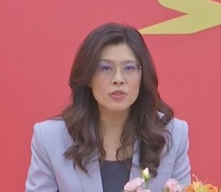 我觉得中国台湾统一后，大陆一定要把郑丽文、周锡玮、王炳忠、赖岳谦等等一批真正爱国