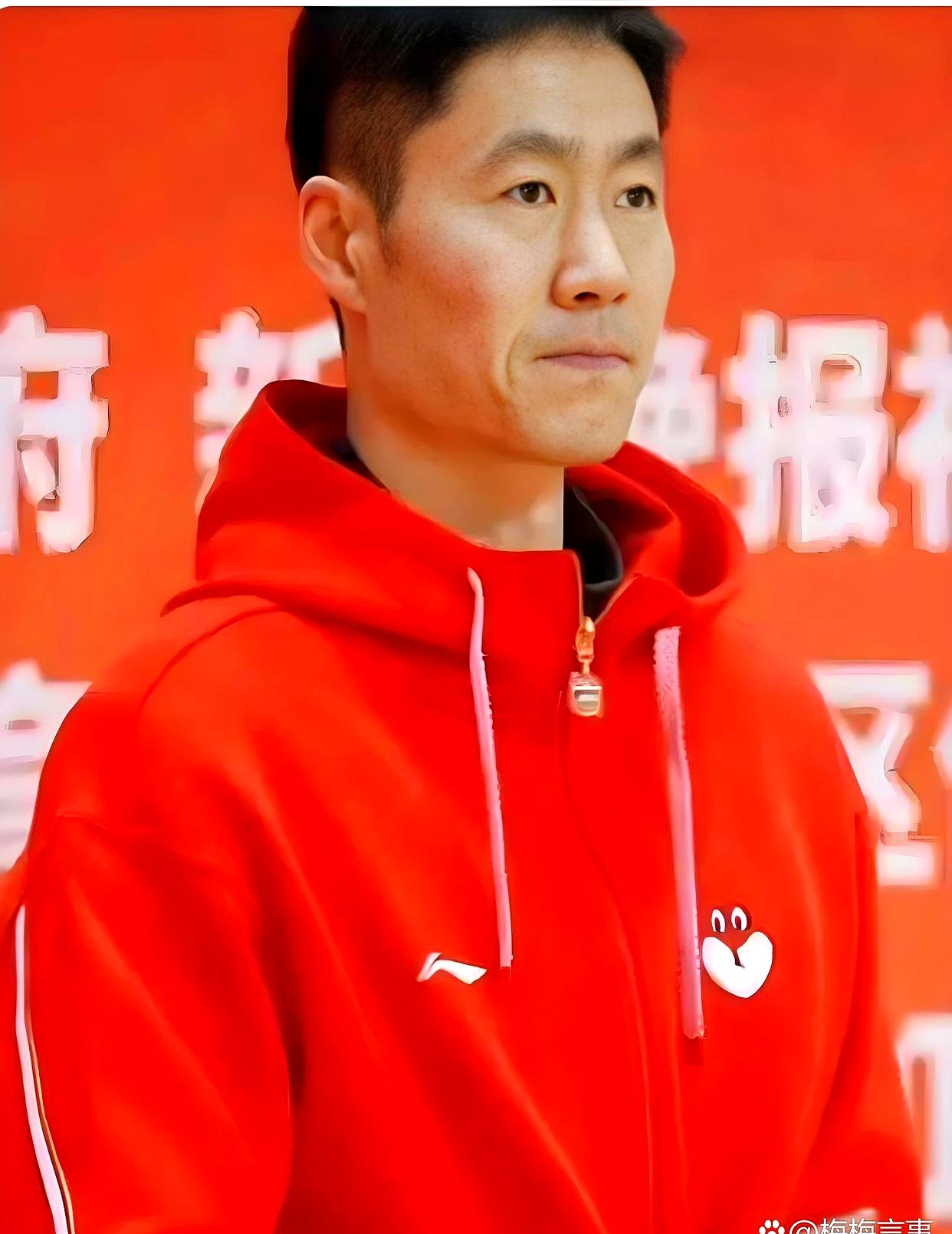 新官上任，总得有点新气象。国家队主教练换人，教练组成员调整也正常。以前总见几个老