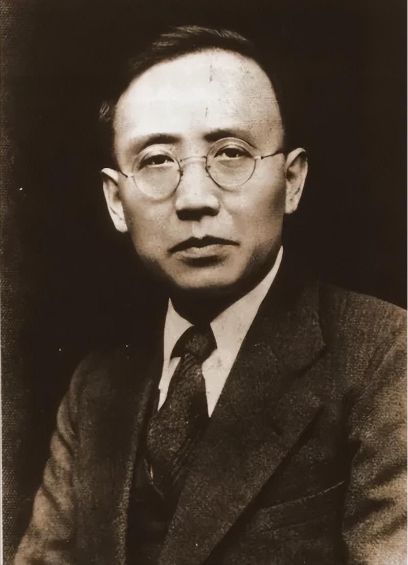 新婚之夜，郭沫若见新娘子太丑而愤怒离去，拒绝洞房。就在他转身要走的时候，