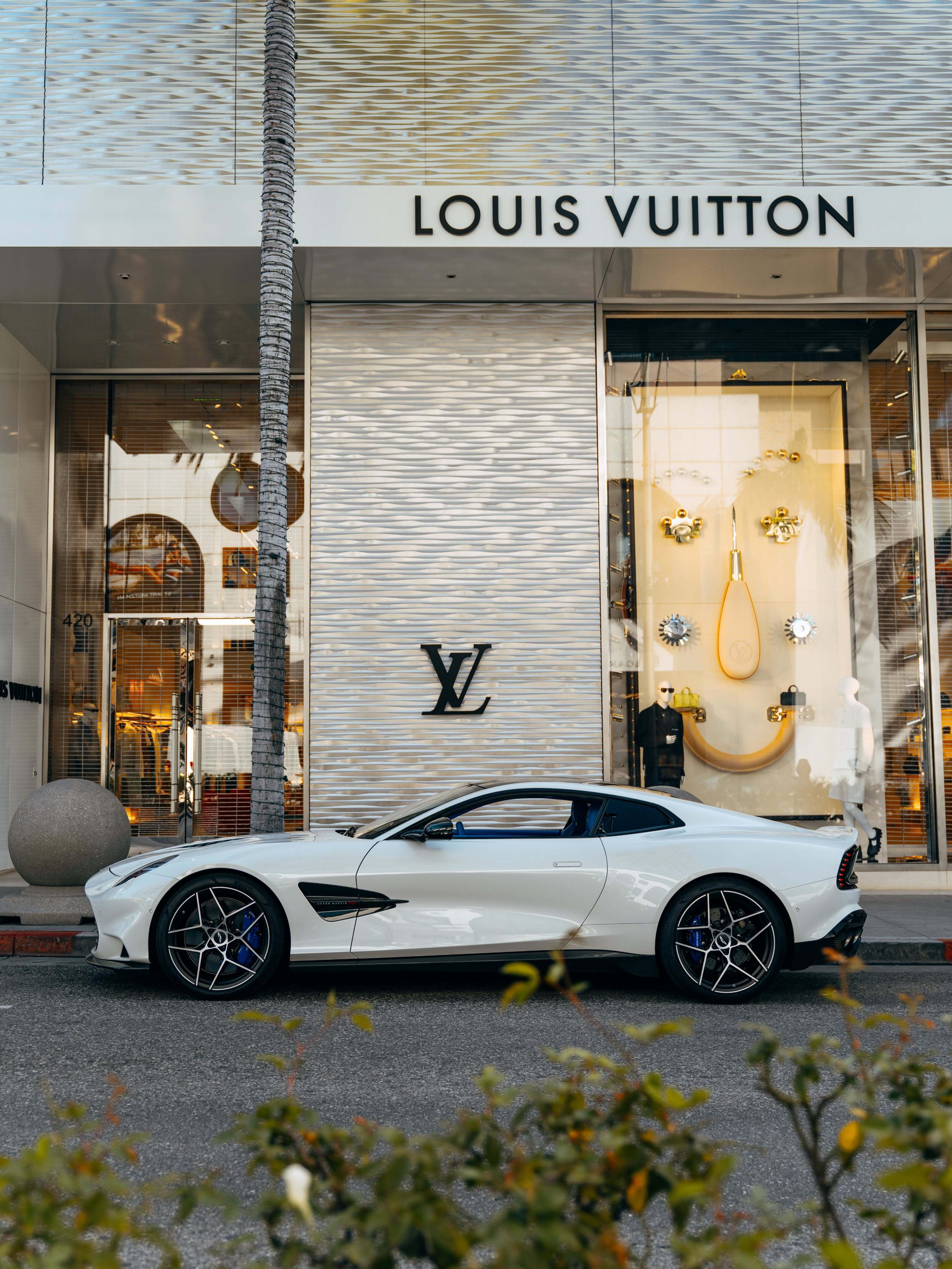 AstonMartinVanquish阿斯顿马丁astonmartin阿斯顿