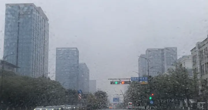 最低2℃, 湿冷持续! 浙江局地中雨, 本周这天有太阳