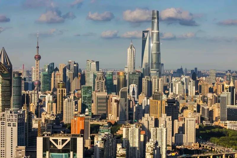 中国GDP十强城市排名(2025年前三季度)：上海市40721亿北京市