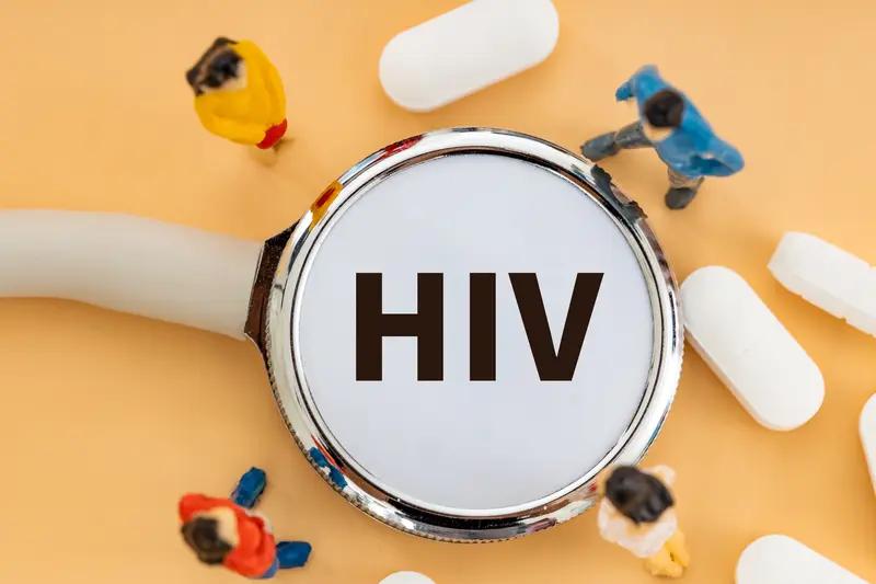 还敢乱搞？艾滋病感染者若要结婚，必须强制向对方如实告知。若故意隐瞒，不仅婚姻无效