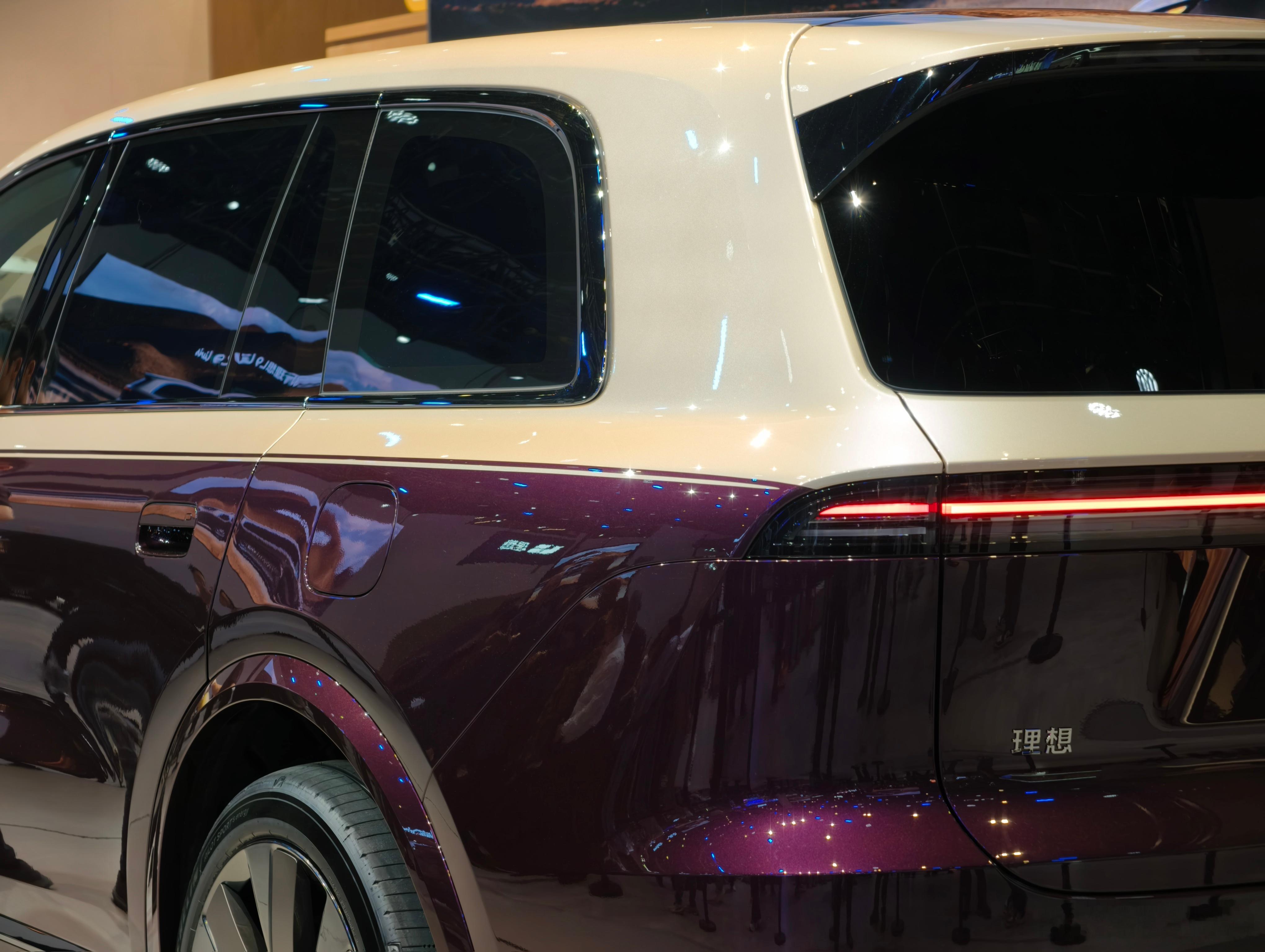 看了一下理想L9Livis实车，咋说呢，感觉这车外观变化说大不大，但说小也不