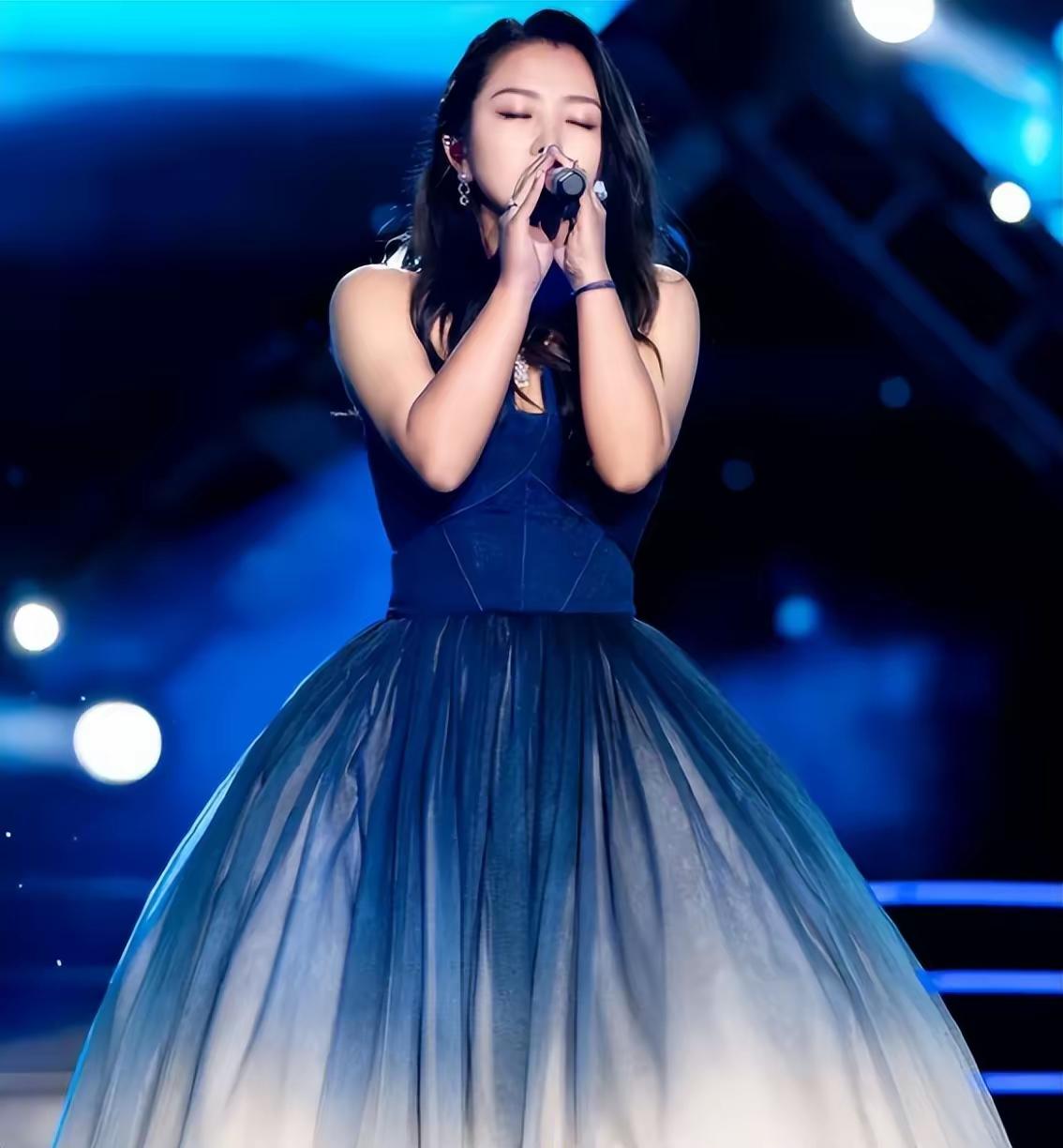赫子铭回应离婚真相，没给前妻何洁留一丝体面，胡彦斌说的没错谁也没想到，当年