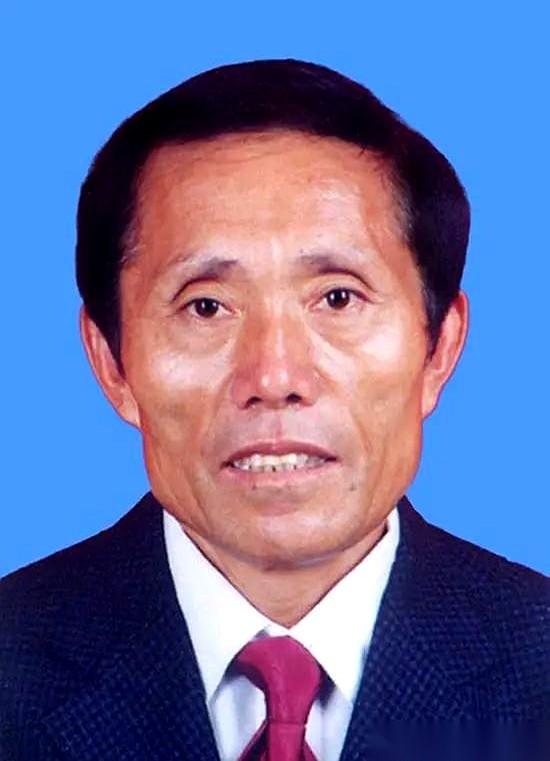 全中国快50万个村子。到底能不能让乡亲们碗里有肉，你猜靠什么？不是风水，不是