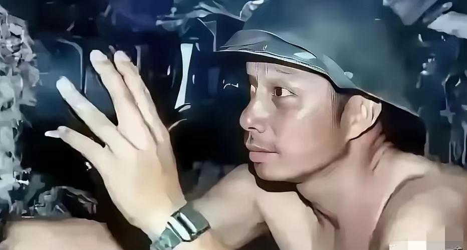 1985年，开国大将粟裕的大儿子粟戎生在越南老山前线指挥战斗。211高地上，粟戎