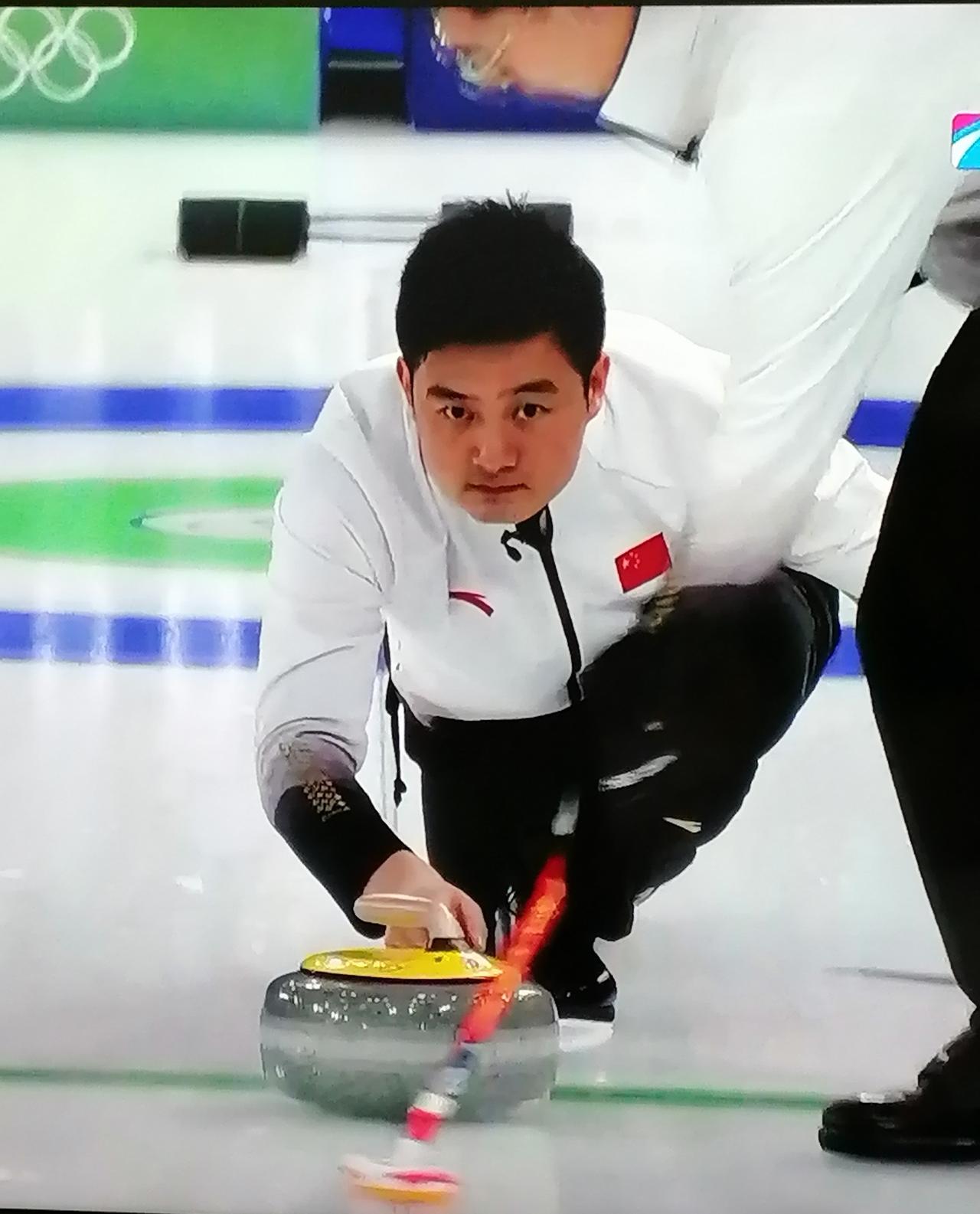 除夕之夜幸好有冬奥会相伴！今年的春晚太让人失望了，看了半个小时就换到