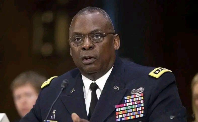 不再掩饰！美国人终于说出了真相！美国国防部长奥斯汀毫无保留地指出：“如果我是俄罗