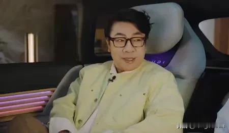 他那么精明的一个人，怎么会不知道现身这种场合对自己的影响，肯定是钱赚够了，即便封