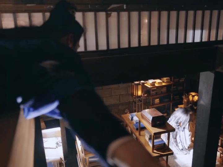 《锦月如歌》肖珏找到了孙大人藏税簿的密室这密室不是在孙大人的住处，而是在孙大
