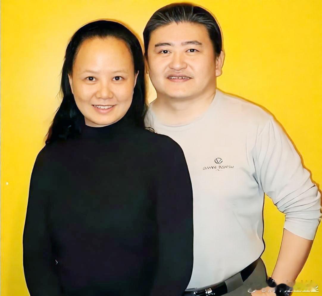 刘欢两套房全写老婆名字，生前还挨过爸妈误解​
