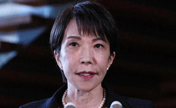 48小时内，美日都打算派高层访华，特朗普皱着眉说：我不生中国气-特朗普在二零