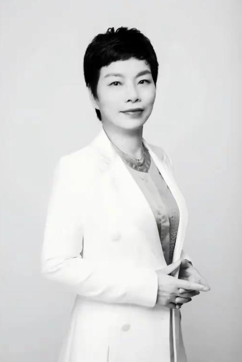 一觉醒来就惊闻噩耗，又一位大咖去世，今年才56岁，她就是海内外知名的博锐生物总裁