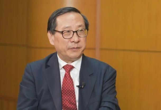 高志凯教授最近提了个主意，别总吵着统一不统一了，先去查查台湾两千三百万人的户口本
