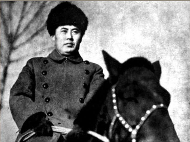 1951年，傅作义长女傅冬菊秘密申请入朝，陈赓看完名单拍了桌子：她要牺牲，比丢一