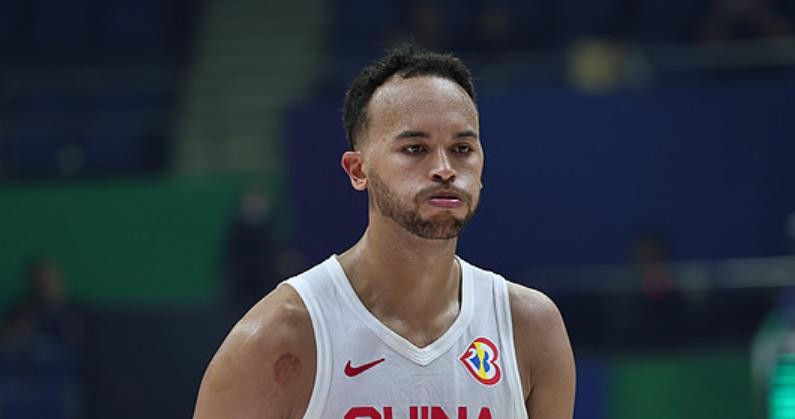 李凯尔撂下的话够狠：想让我回来打世界杯，中国男篮得先打进世界杯。亚运会他不打，但下一届世界杯他愿意披
