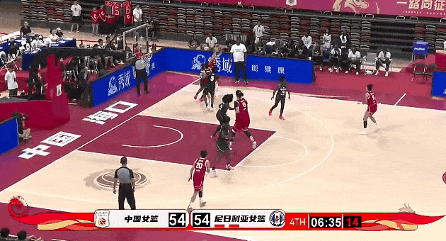 热身赛: 唐子婷投进2记三分, 张子宇篮下再打进轰出10-0反超