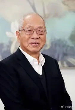 遮羞布终于被撕开了！美籍华裔数学家丘成桐曾直言：中国的数学水平落后美国足足80多