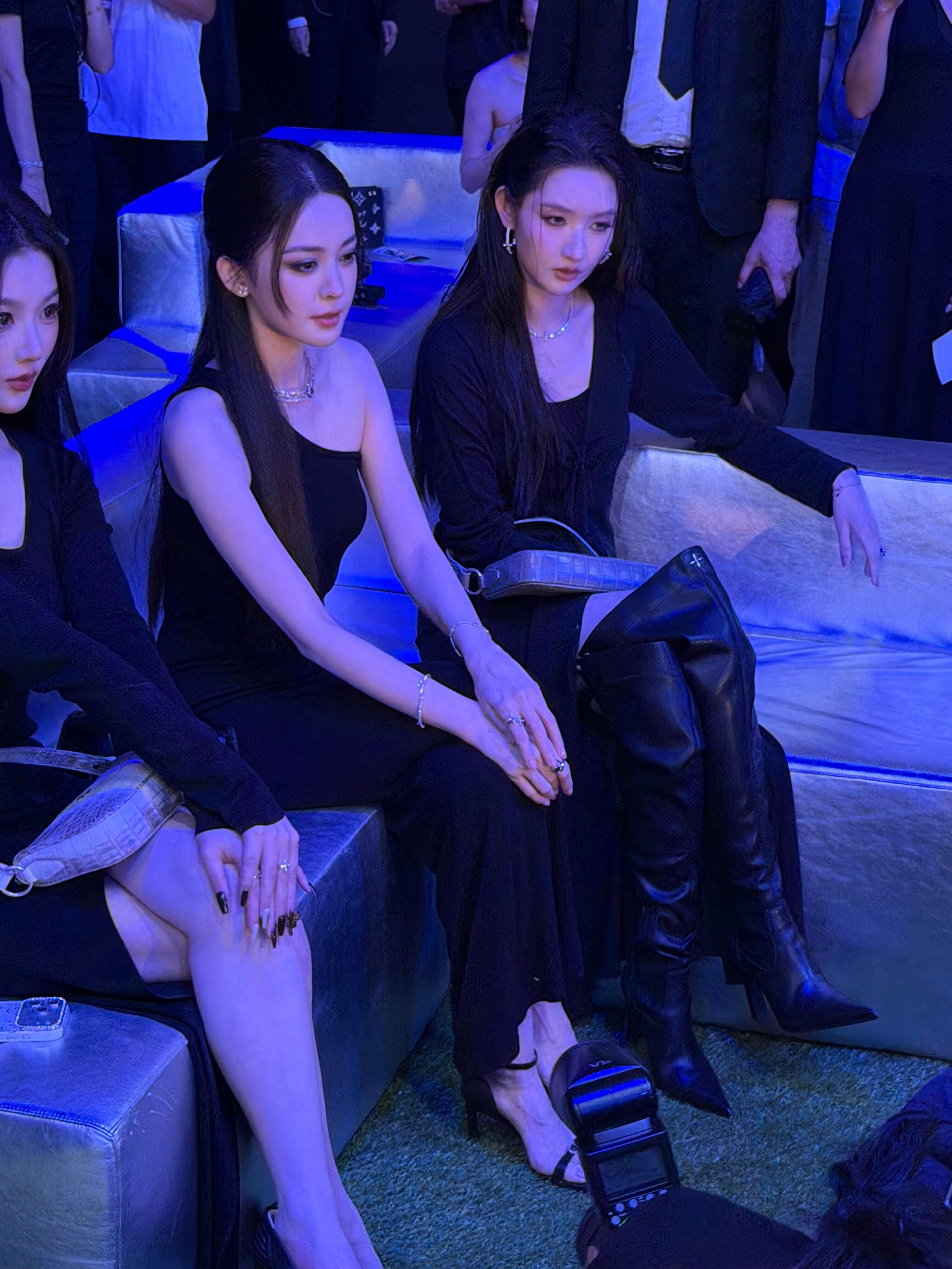 王玉雯杨玏分手原因在复制粘贴的时代，你是手写的诗