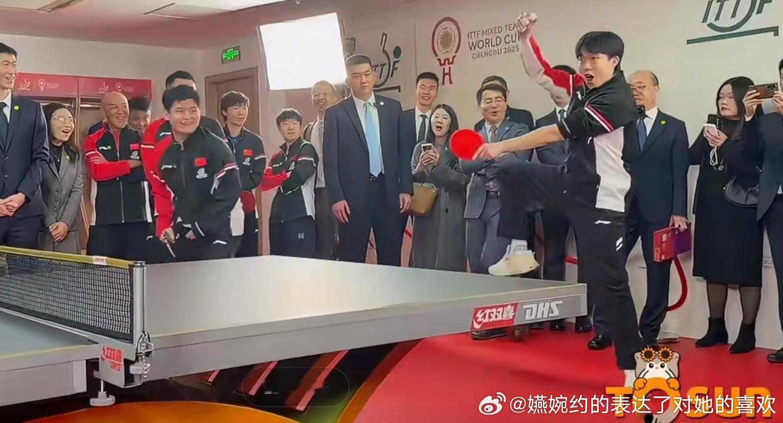 我不行了，王楚软cos金丝猴给所有人看🙊