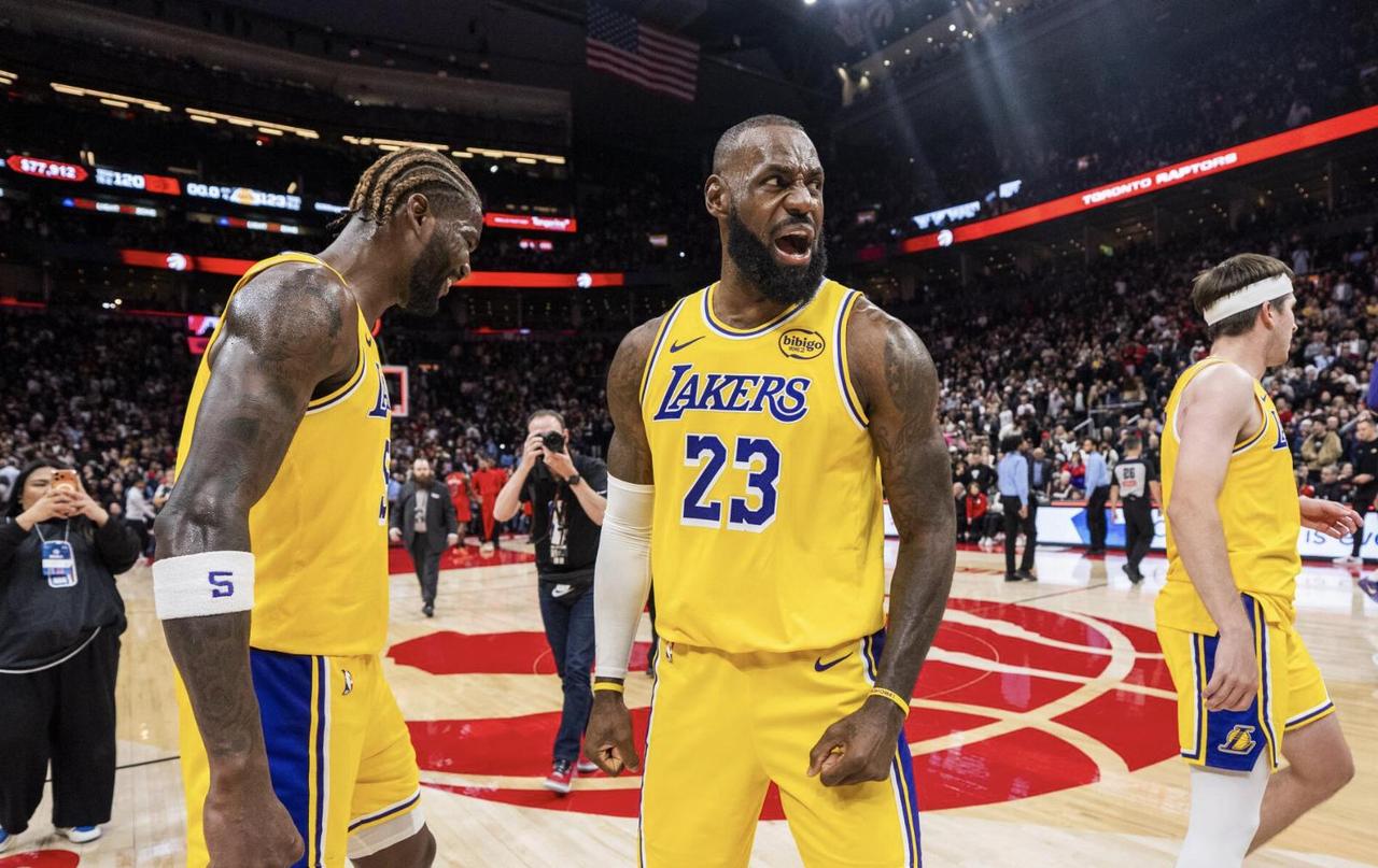 听说卧湖的新老板跟国王的老板有生意往来，说不定能成呢。现在有新闻国王啥都可以卖，