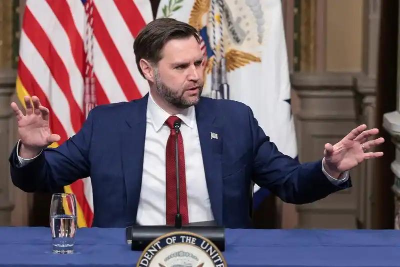 万万没想到！4月3号特朗普在自己的“真相社交”平台上突然放出一则重磅消息，直接任