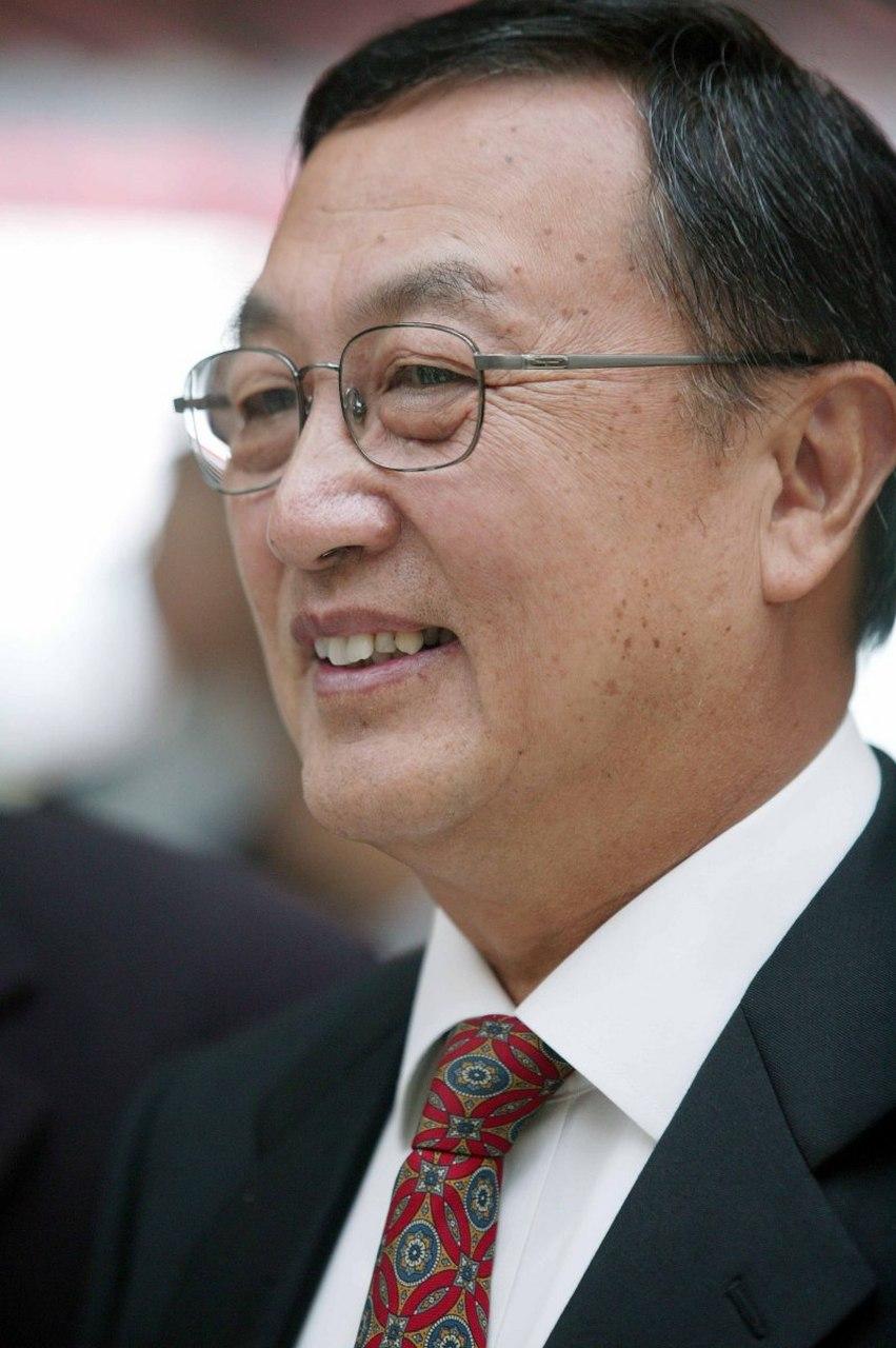 柳传志“教父”之称：商业传奇背后的敬意与启示在商业江湖里，柳传志被不少企业家尊