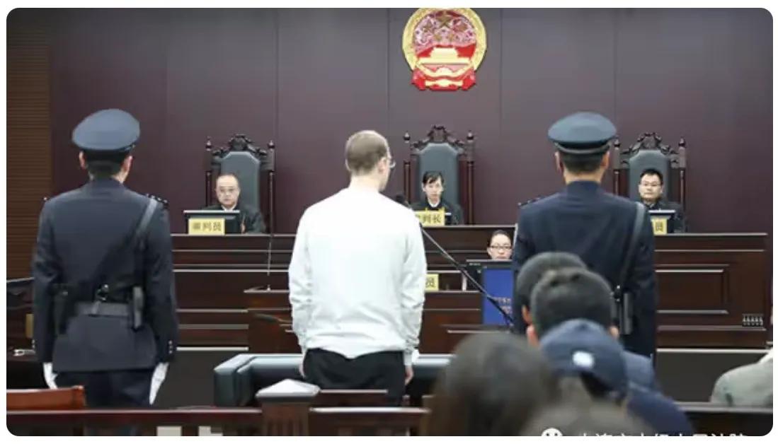 法新社周五报道，一位加拿大政府消息人士透露，中国已撤回北京方面对加拿大男子罗伯特