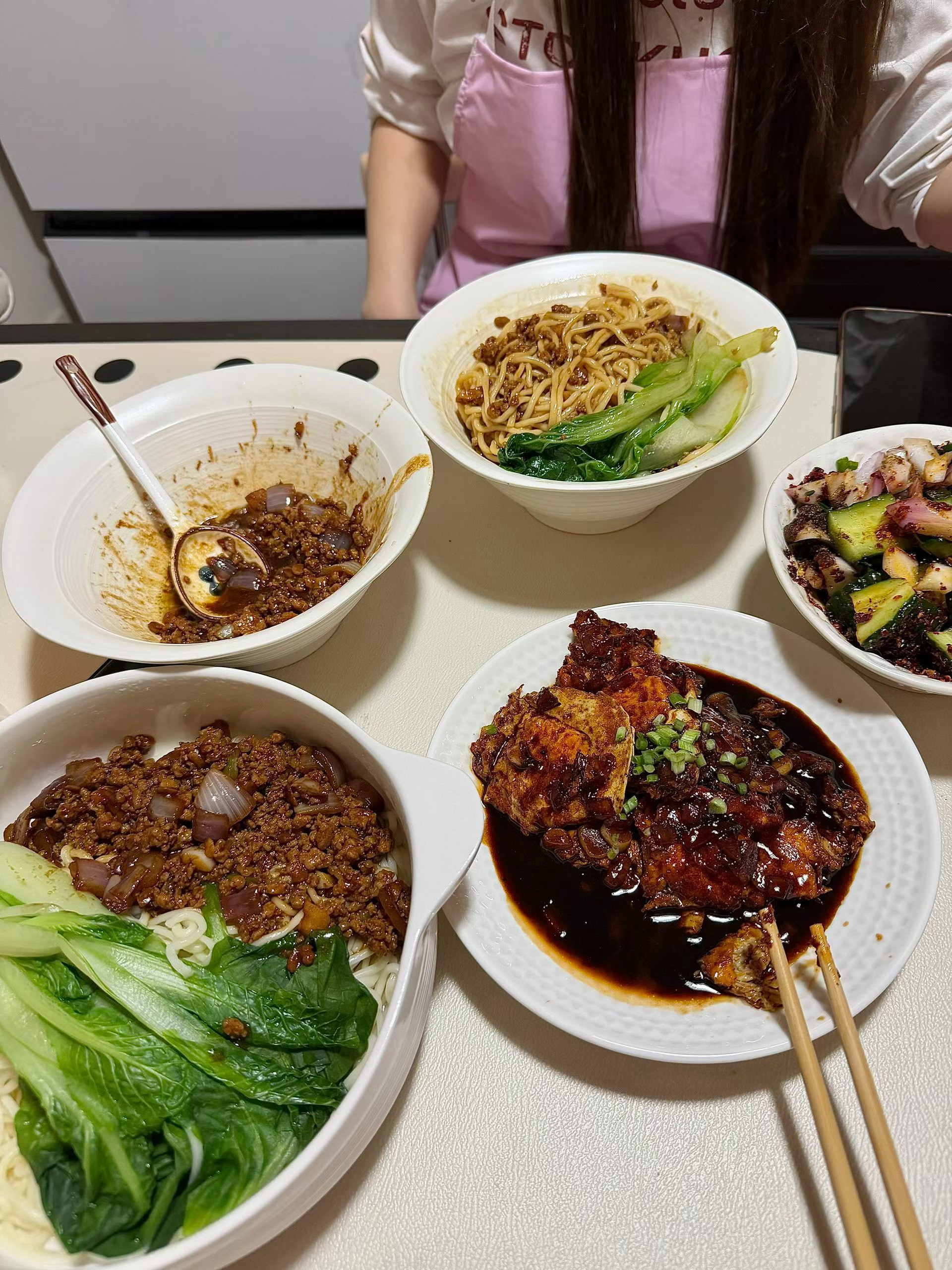 嗯。厨艺很曼妙