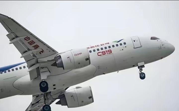 “如果欧美坚决不给中国大飞机适航证会怎样？咱们实话实说，如果欧美就是坚决不给中国