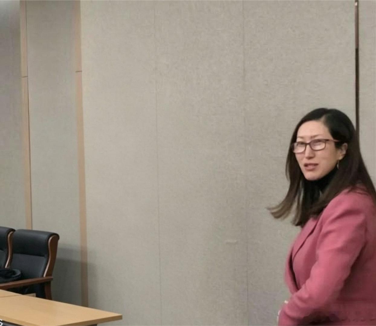 杜锋姐姐杜梅的经纪版图，再次扩容！休赛期最新消息：广东青年梯队潜力新星陈家政，正