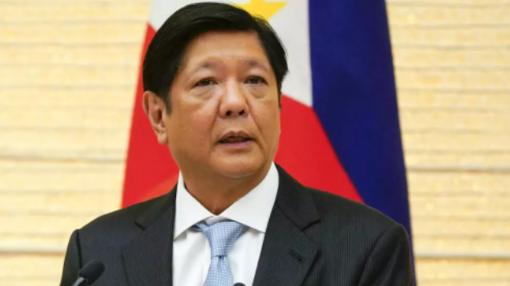 小马科斯犯了政治斗争中最大的忌讳：斩草，没除根！把老杜特尔特送进海牙监狱，是他最