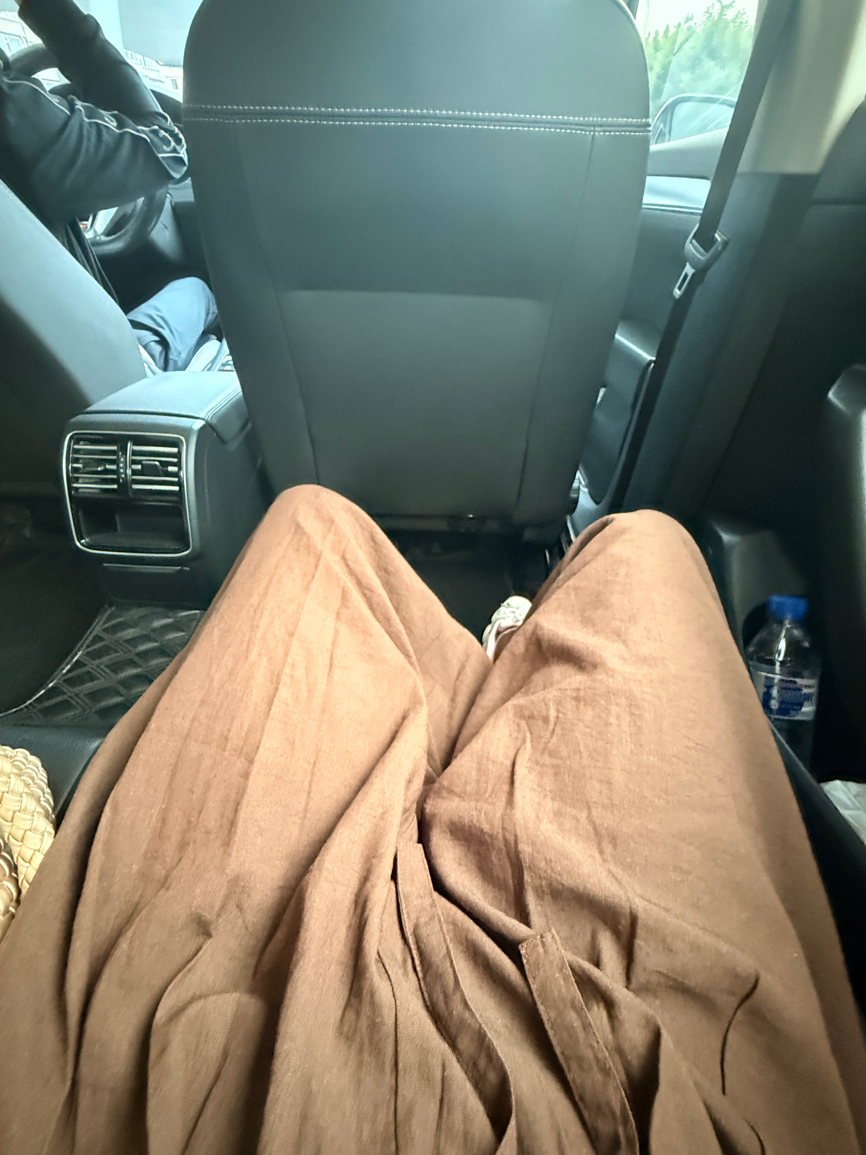 穿着我的大破裤子出发了🛫