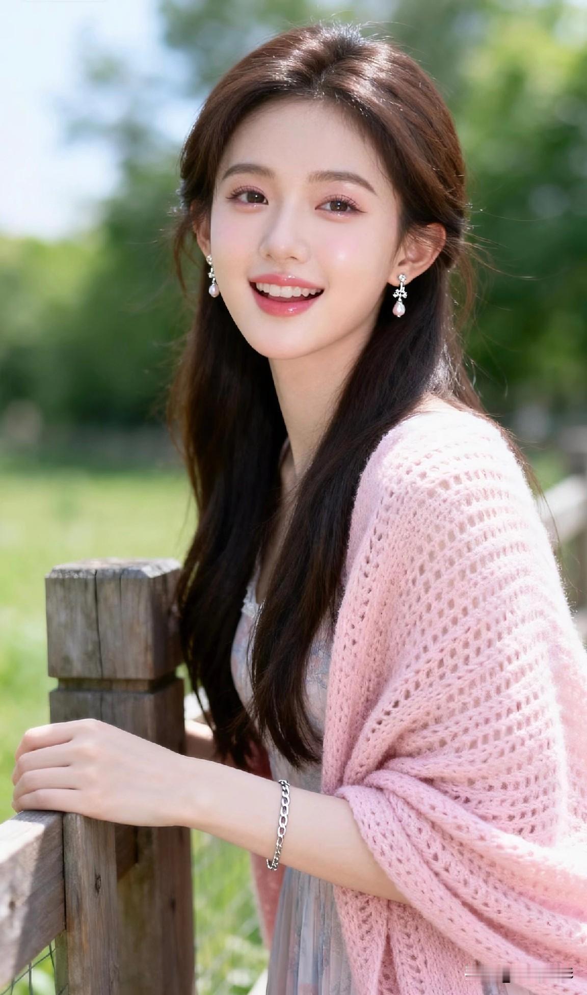 光之影阳光下的少女，微笑如花，温柔如水。少女感笑容少女感微笑女孩