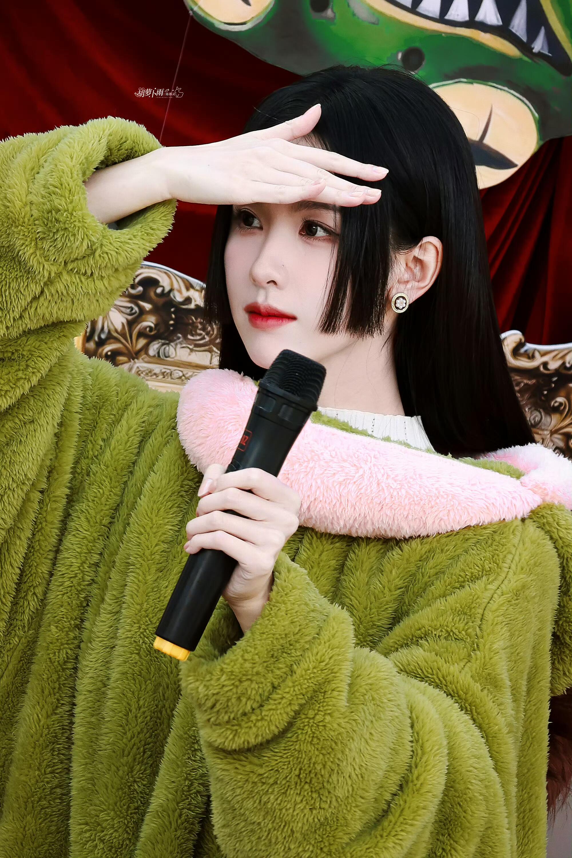 陈都灵演的白幼薇，就像是从书里抠下来的一样