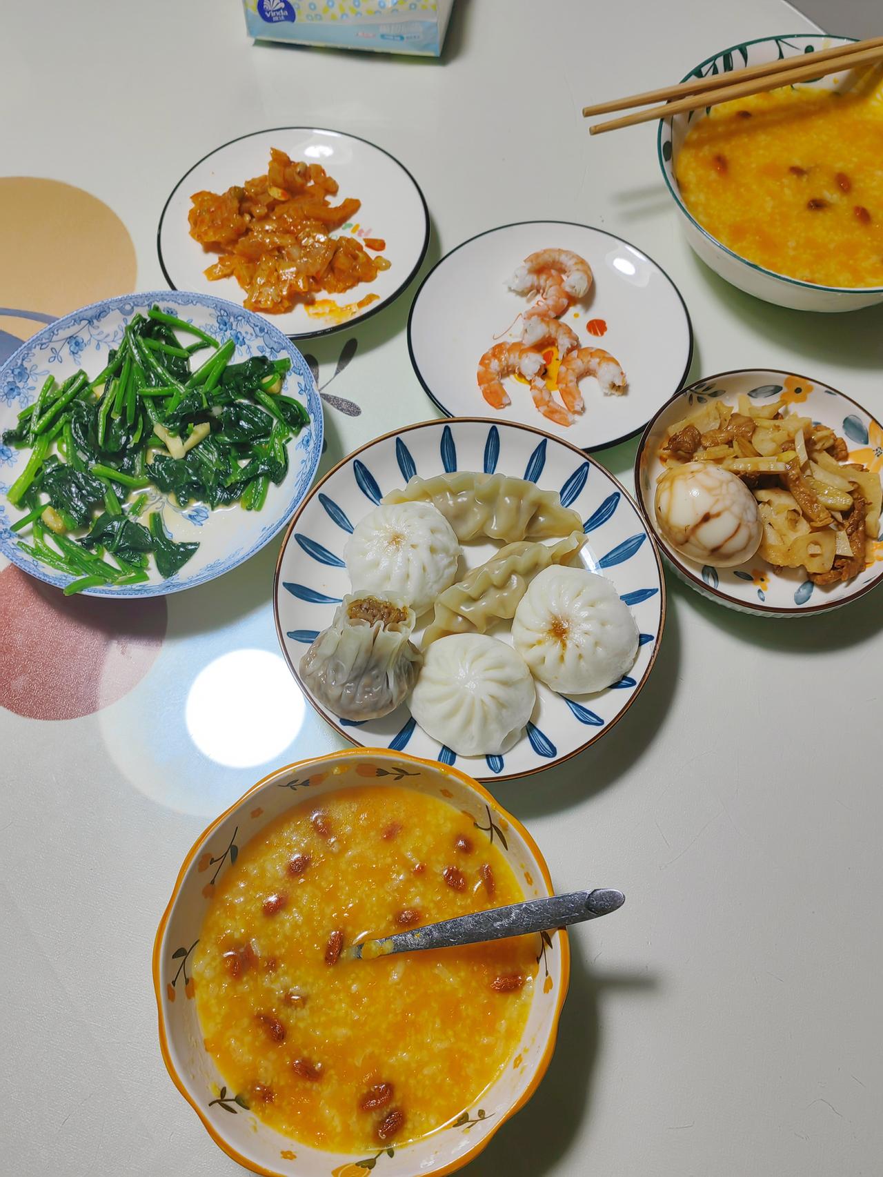 老公送我上班，下车时他居然甩了一句：“你怎么像个疯婆子！”好家伙，我这一脸憔