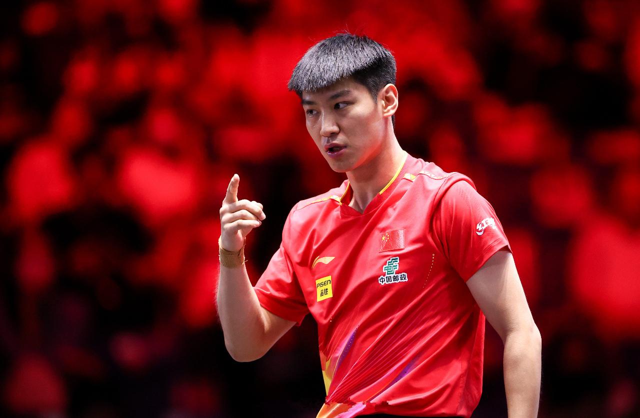 WTT多哈球星挑战赛进入单打1/8决赛争夺，6位中国球员出战取得4胜2负，薛飞经
