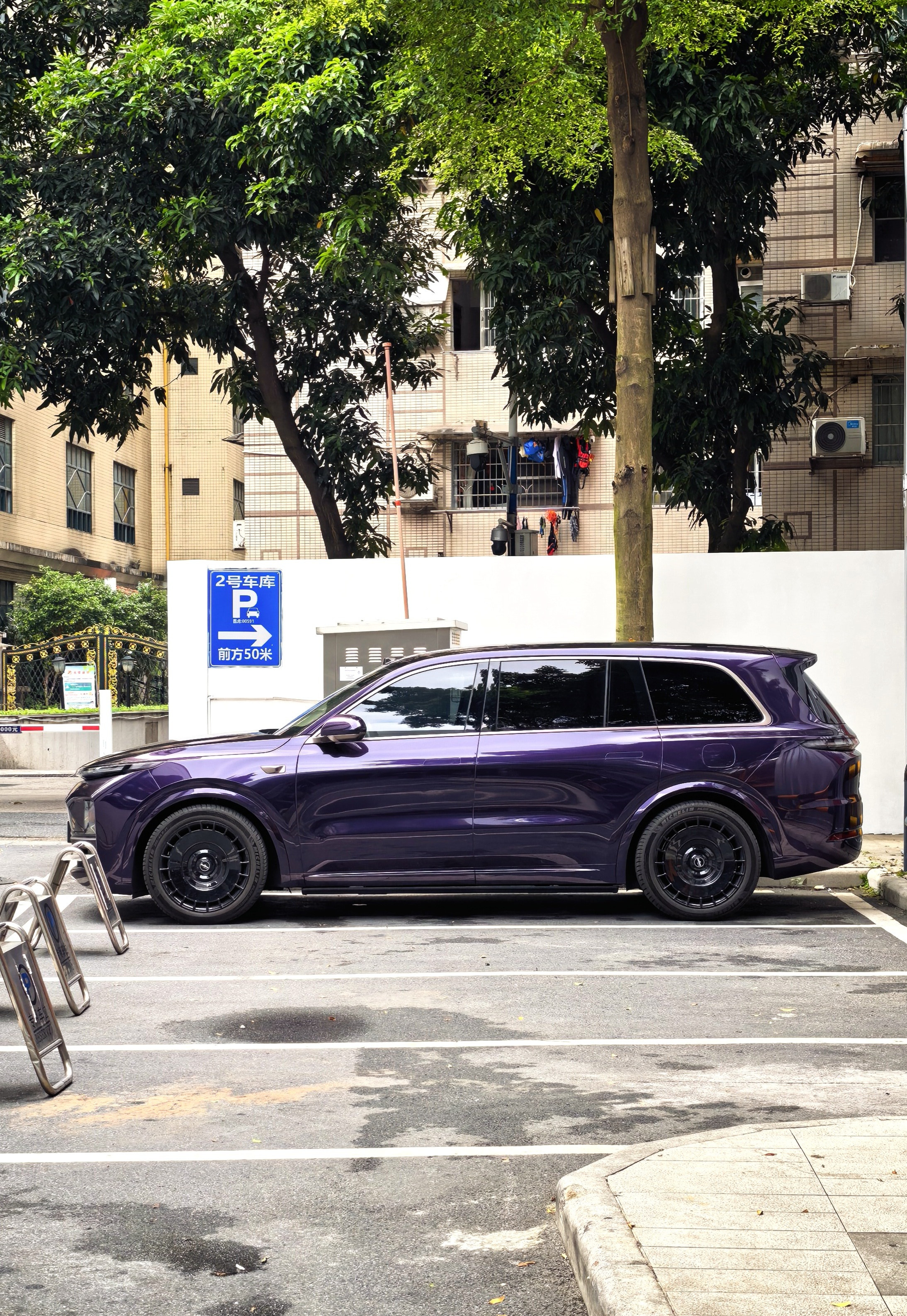 终于可以拍出「这车很长」的感觉​​​