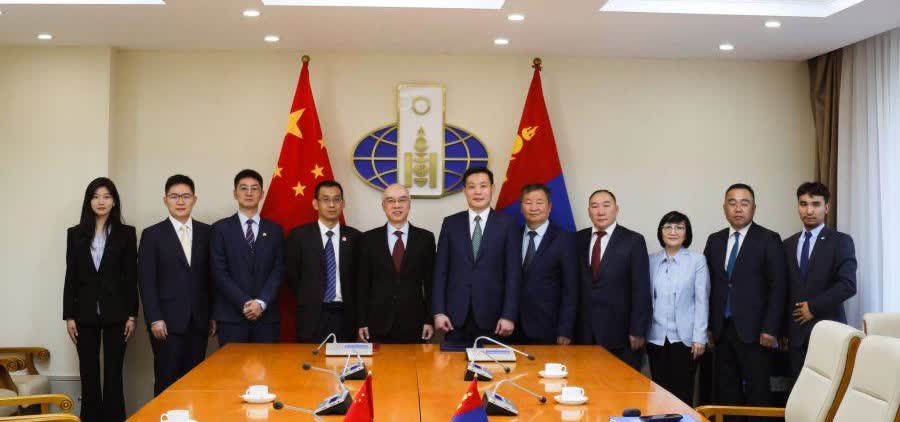 蒙古国与中国将第三次联合勘查两国国界蒙通社乌兰巴托8月14日电，