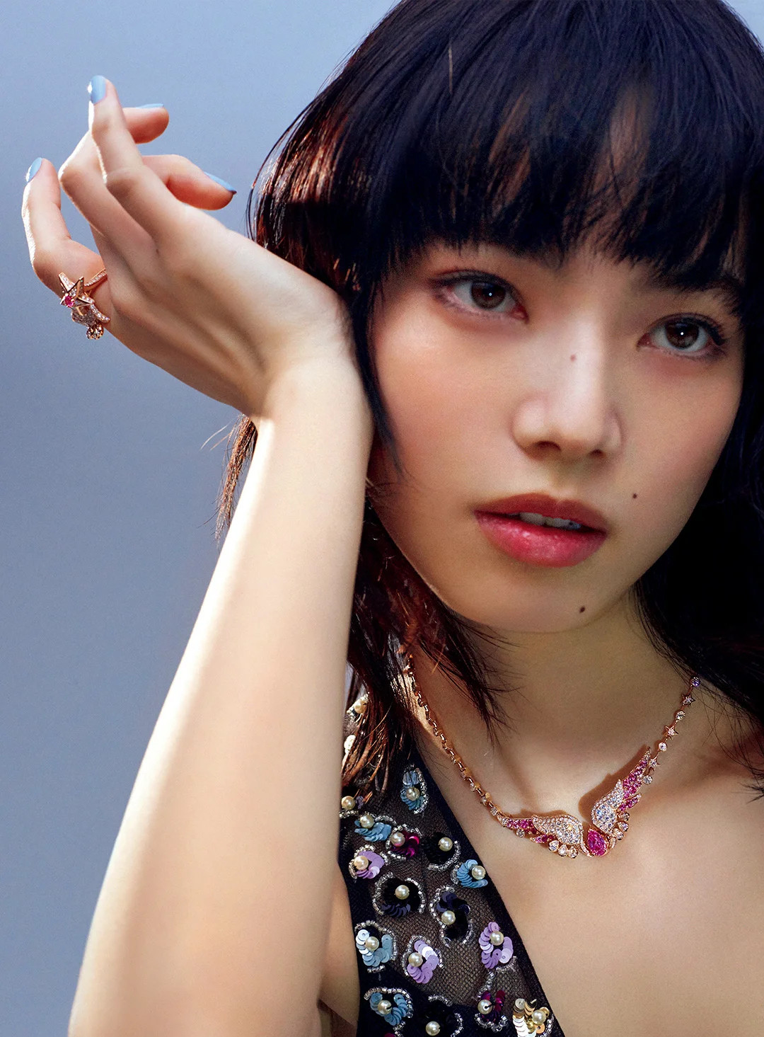 小松菜奈xVOGUEJapan全新CHANEL珠宝主题时尚画报​​​