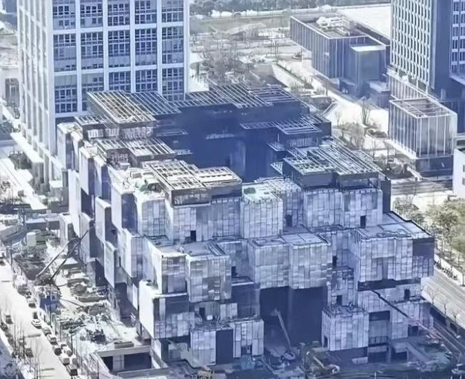 阿里巴巴上海总部大楼，谁知道工程师的设计灵感来自哪里？
