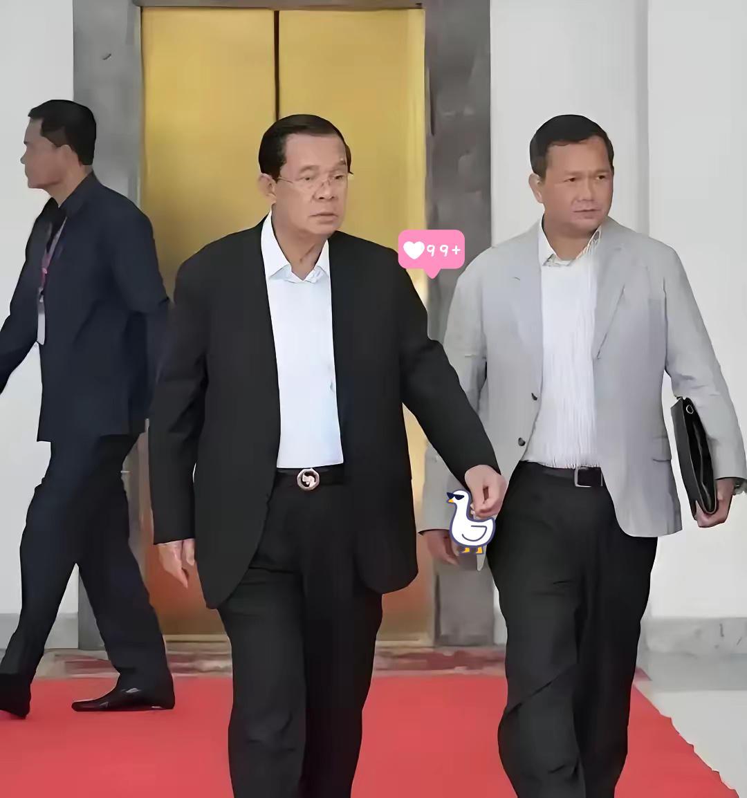 果不其然。柬埔寨首相洪玛奈突然宣布了，将在对外谈判中把园区、运河和铁路“打包