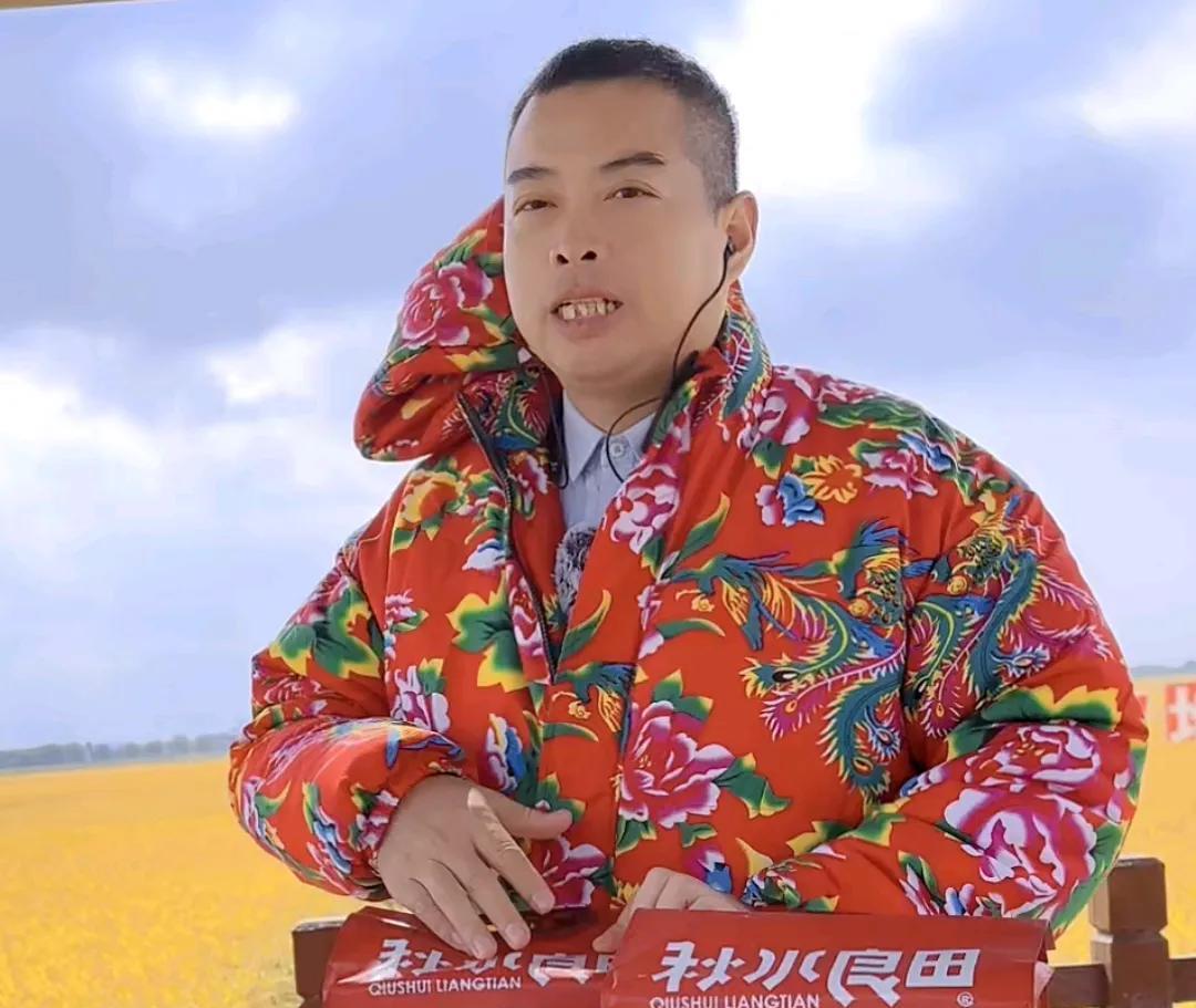 姚家男儿今天助农，真是太成功了！今天来到了黑龙江的五常市，毫无悬念，卖五常大