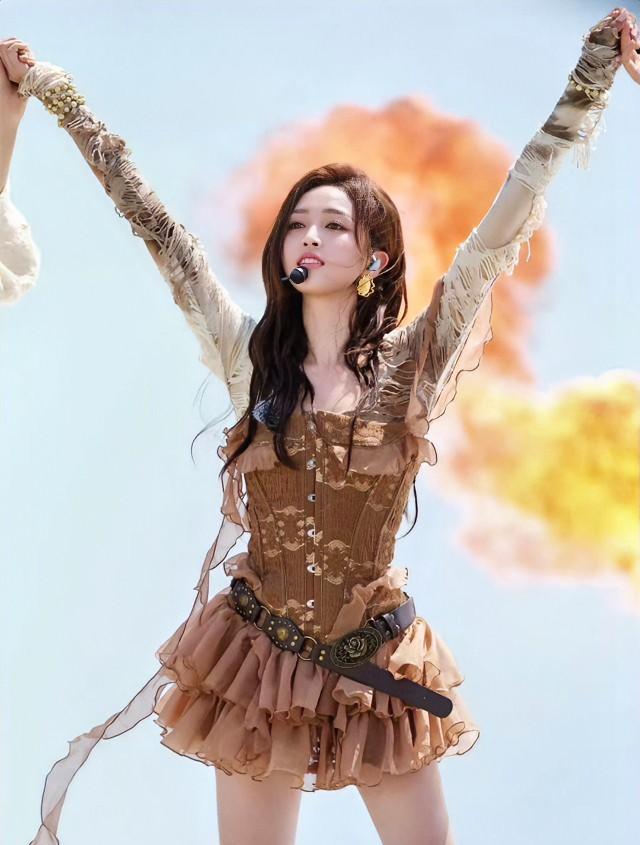 一直很好奇为什么吴宣仪不火？要长相有长相，又是女团出身，实力也不弱，但每次都