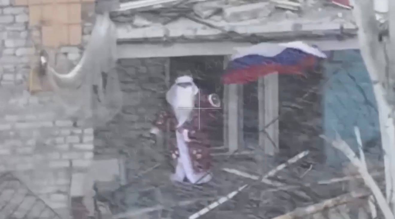 无论如何，俄罗斯人在18个月以后打下了红军村-季米特洛夫，结束了漫长的红军村战役