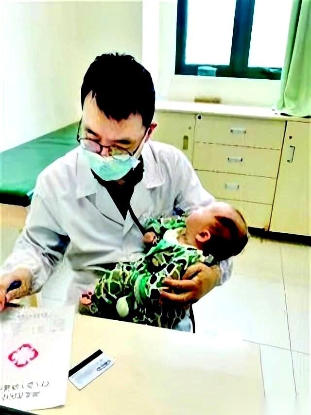 朋友圈刷到一个瓜，看得我一晚上没睡好。南城三院，一个前途无量的骨科女博士，业务